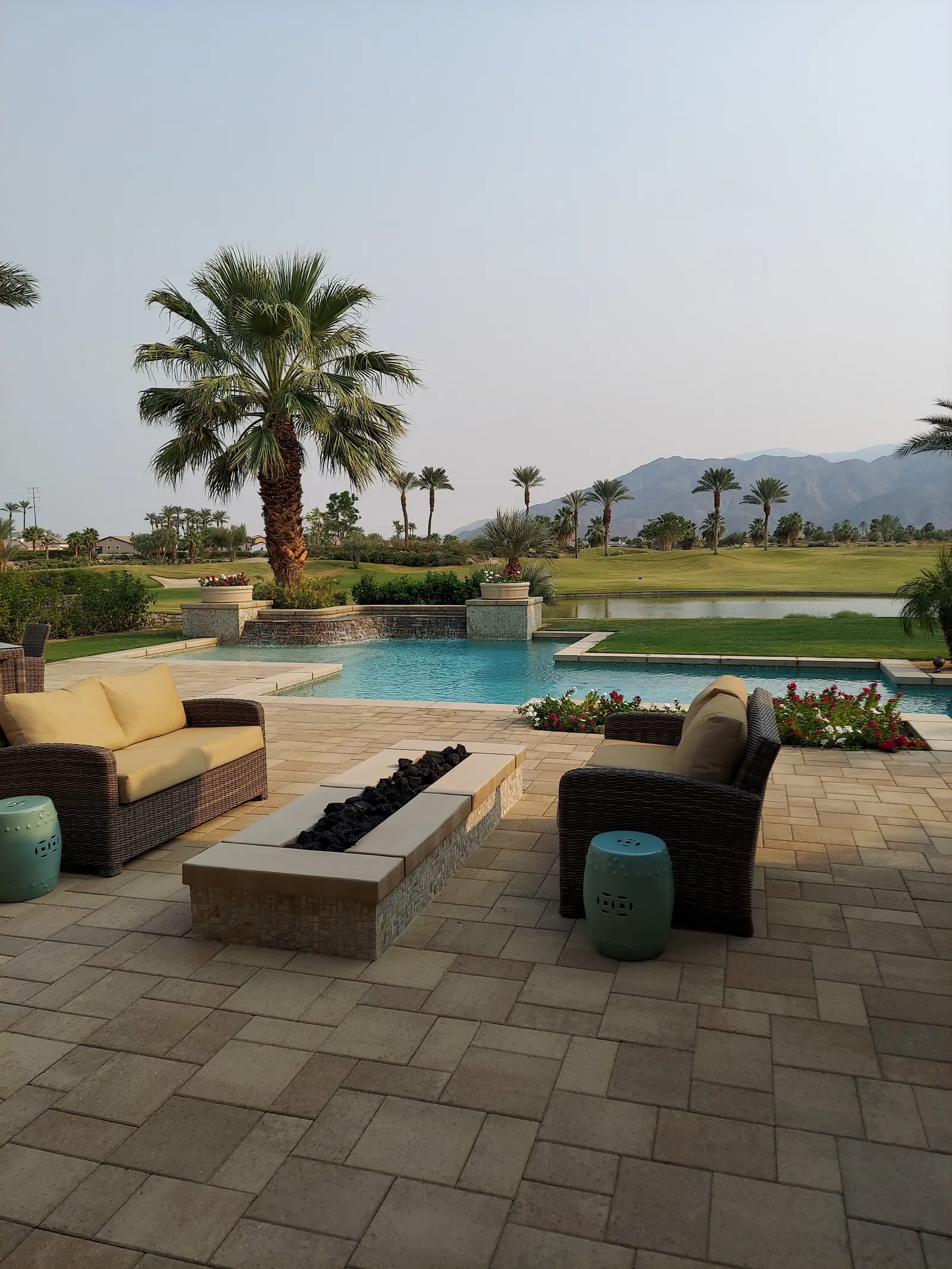 Ashlar paver patio detail showing mixed paver sizes with staggered joints that avoid four-corner intersections